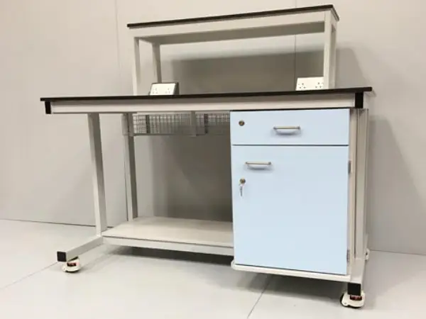 Mobile Reagent Shelf
